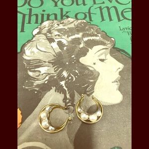 Vintage Triple Gold Hoop Pearl Earrings